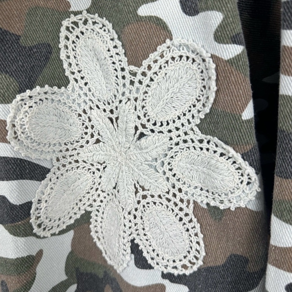 NWT: POL Camouflage and Denim Jacket - Picture 9 of 14
